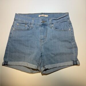Levi’s - Light Wash Denim Blue Women's Mid-Length Shorts